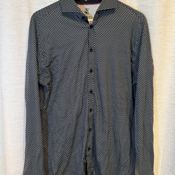 DESOTO Other - DESOTO Men's Black and White Patterned Shirt